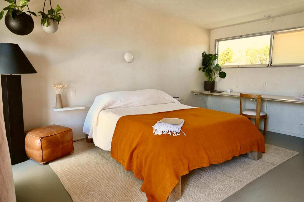דזרט הוט ספרינגס Miracle Manor Boutique Hotel & Spa מראה חיצוני תמונה
